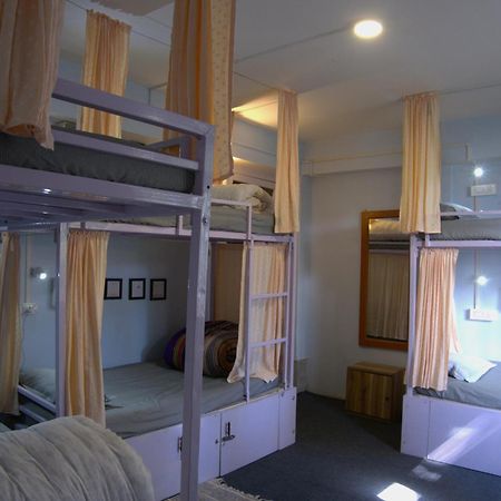 Tag Along 2 0 Hostel 甘托克 外观 照片