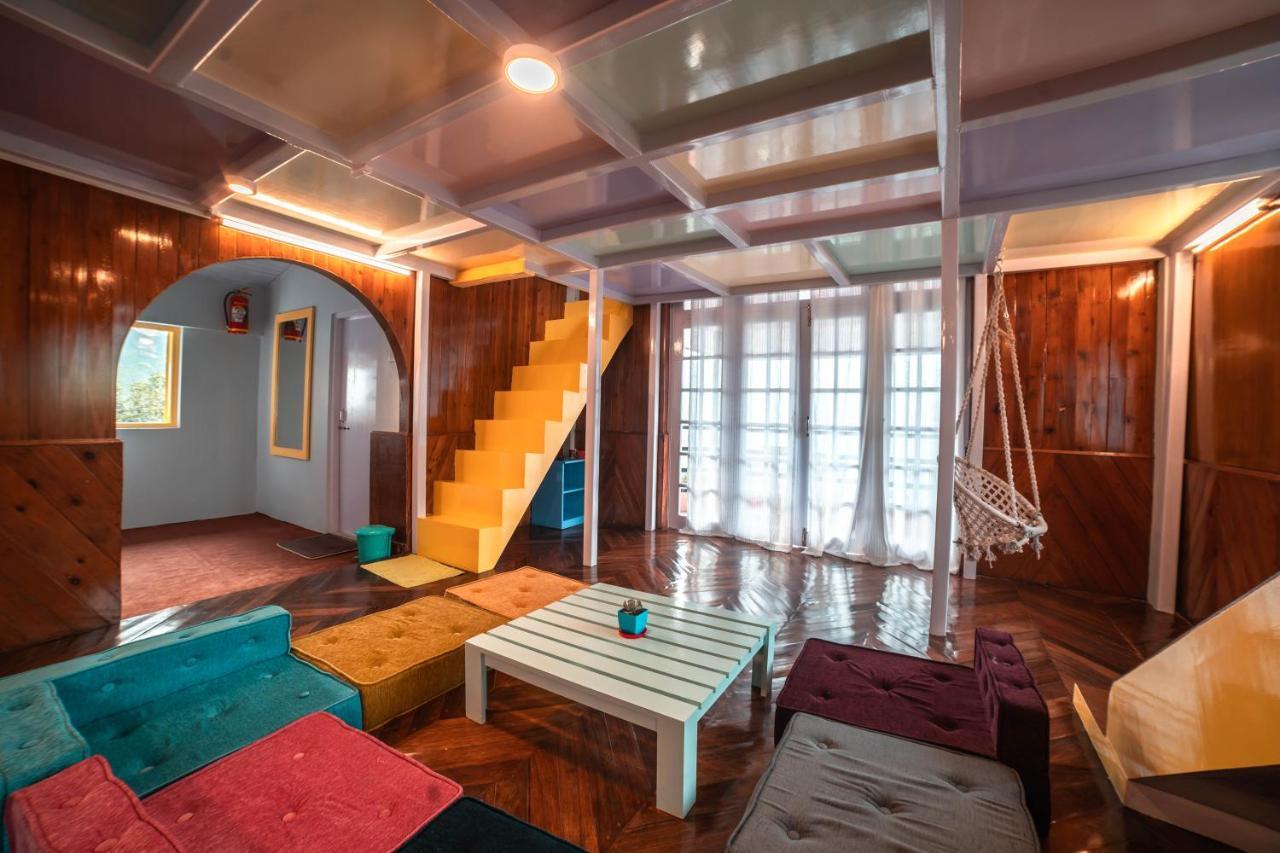 Tag Along 2 0 Hostel 甘托克 外观 照片