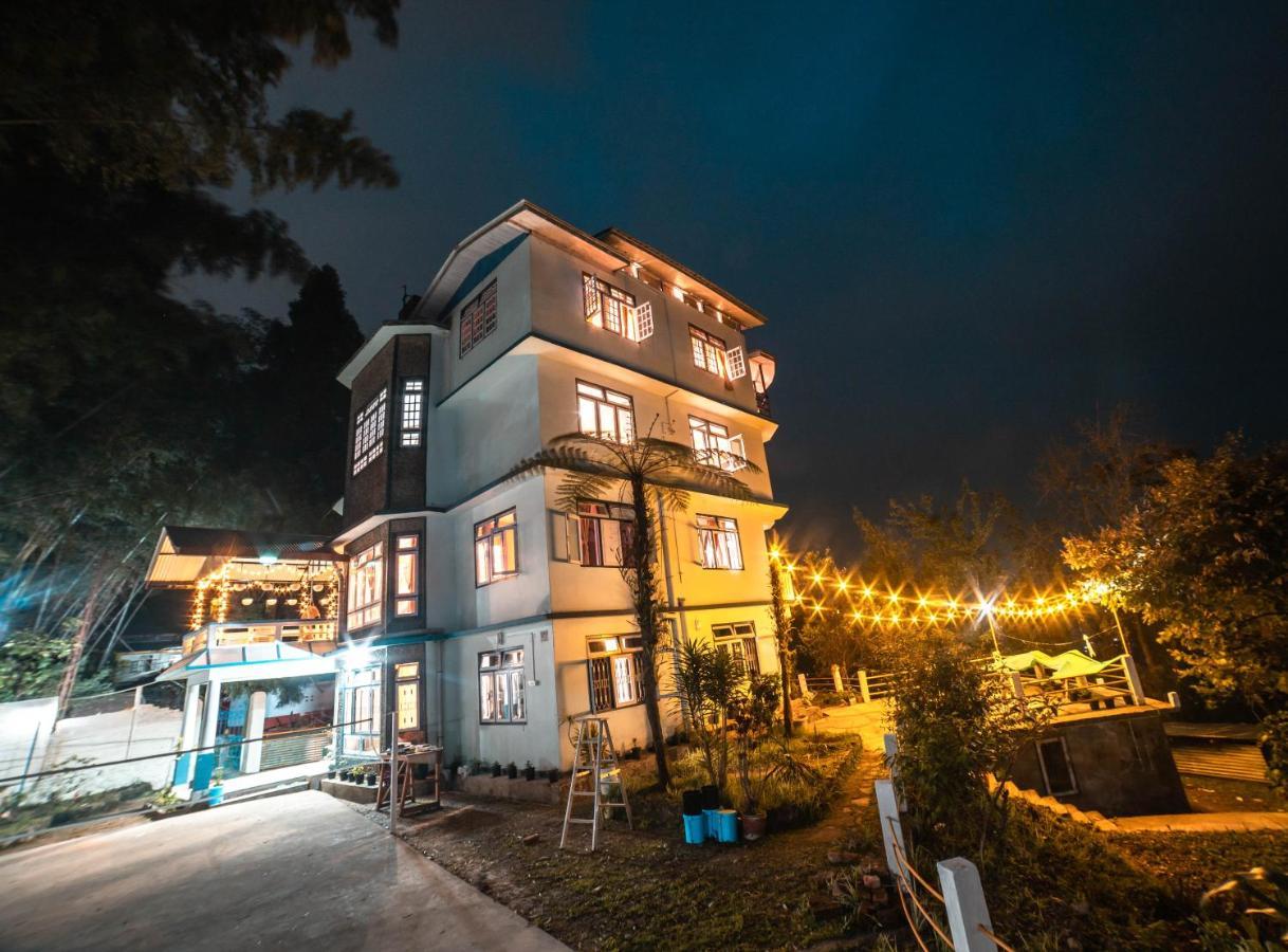 Tag Along 2 0 Hostel 甘托克 外观 照片