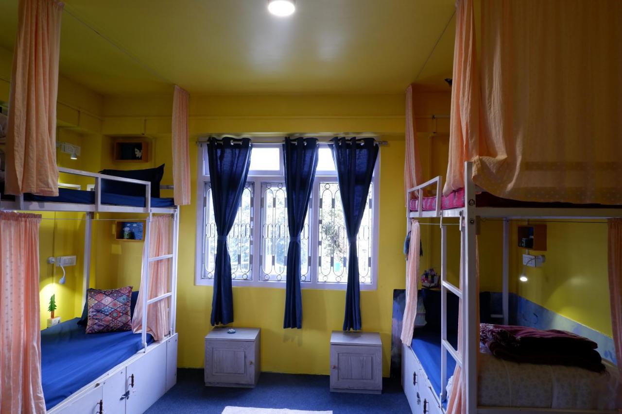 Tag Along 2 0 Hostel 甘托克 外观 照片